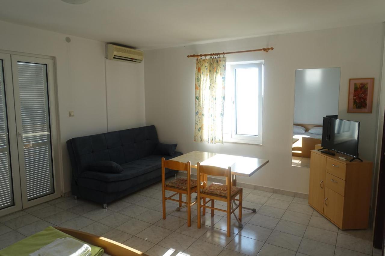 Apartments Galeb Rtina Exteriér fotografie