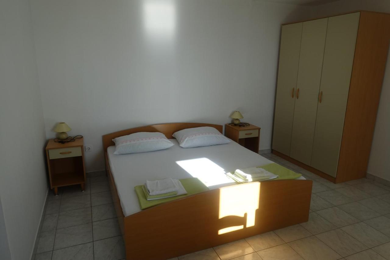 Apartments Galeb Rtina Exteriér fotografie