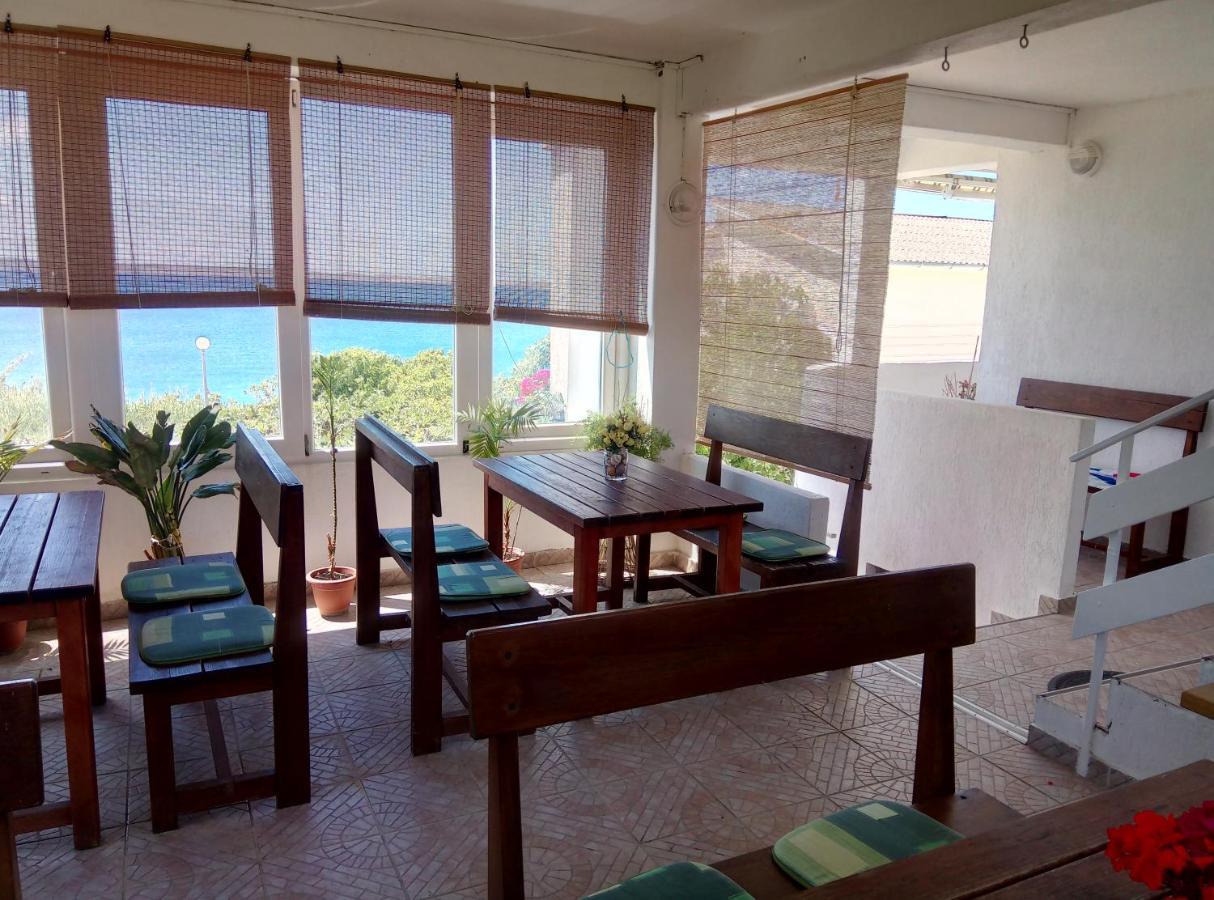 Apartments Galeb Rtina Exteriér fotografie